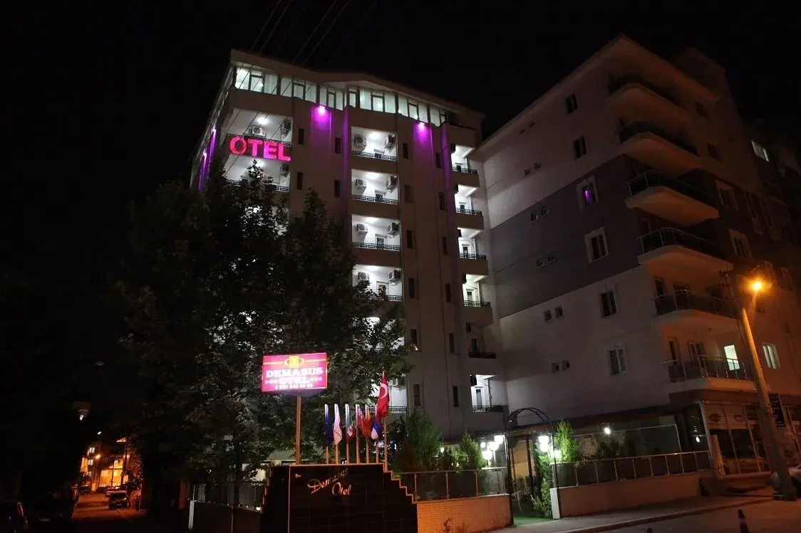 DEMASUS OTEL & SPA - Denizli Otel, Otogar'a Yakın, Merkezi Konum